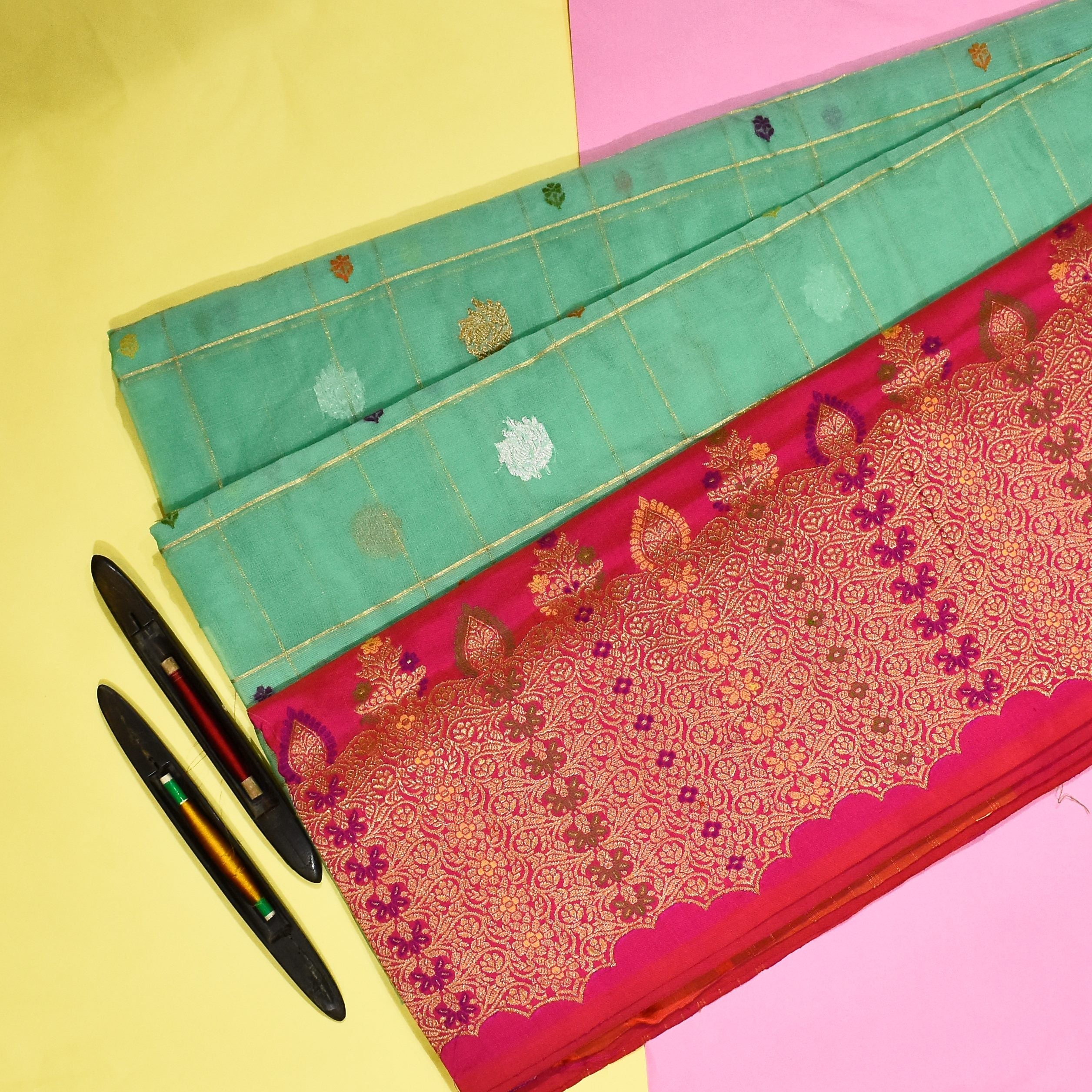Identify Handloom Banarasi sarees