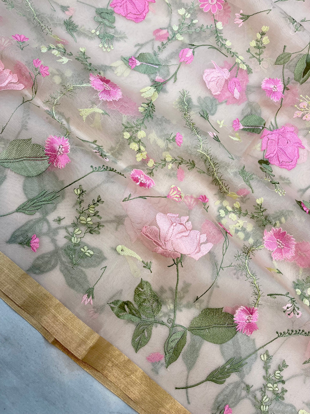 Pure Organza Chikankari Handloom Banarasi Saree