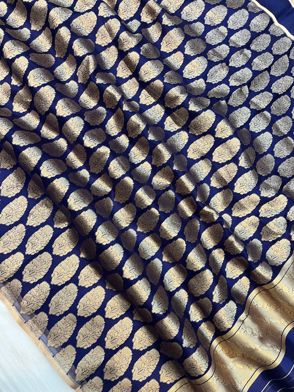 Navy Blue Pure Tissue Silk Handloom Banarasi Saree