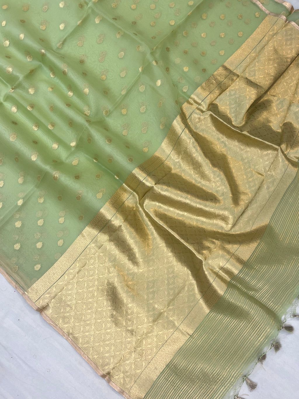 Pure Kora Handloom Banarasi Saree