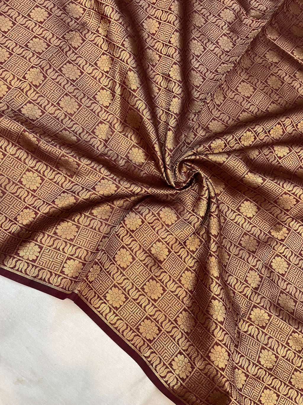 Pure Tissue Silk Handloom Banarasi Saree