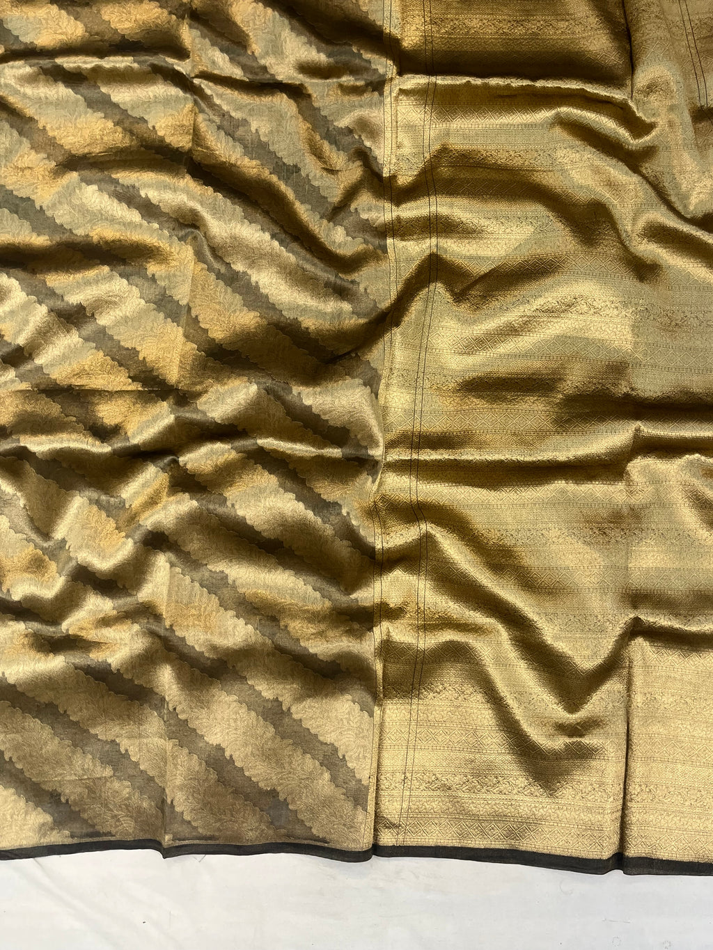 Pure Tissue Banarasi Saree