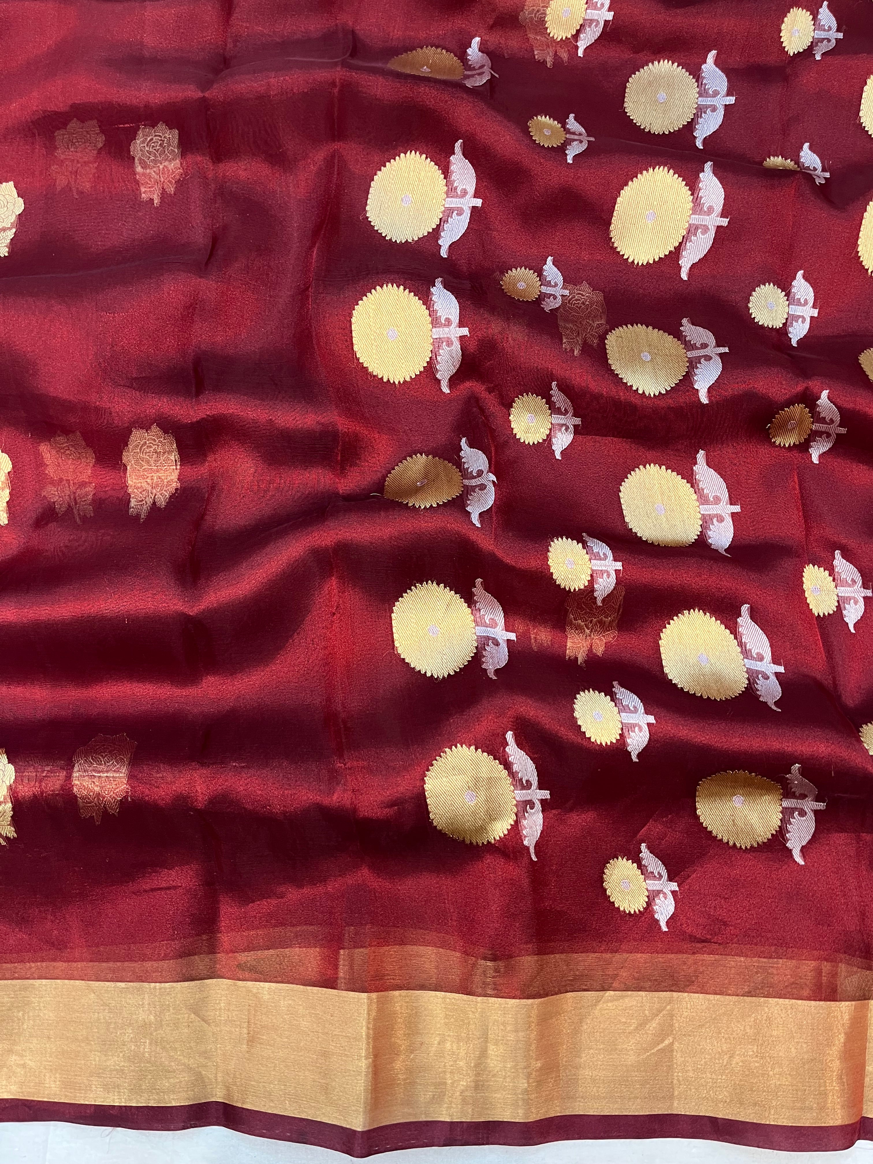 Pure Tissue Silk Handloom Banarasi Saree