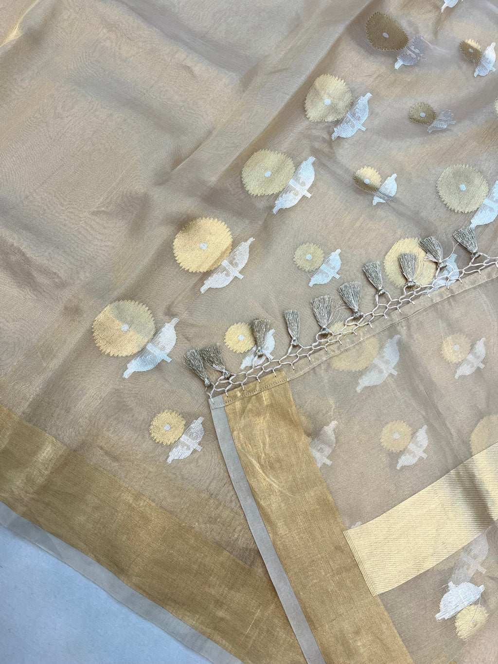 Pure Tissue Handloom Banarasi Saree