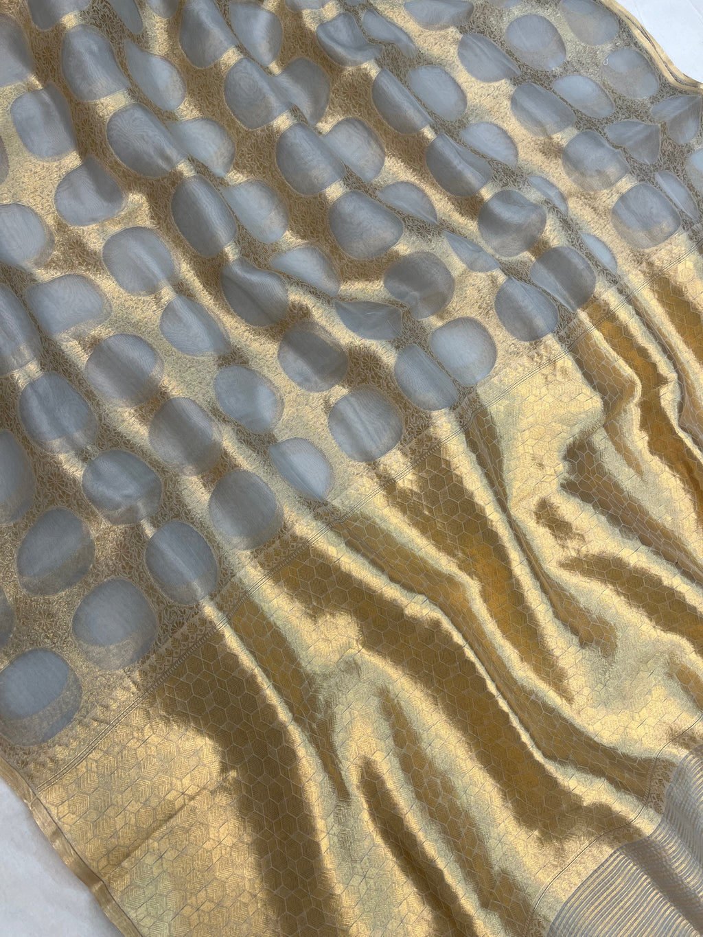 Pure Tissue Silk Handloom Banarasi Saree