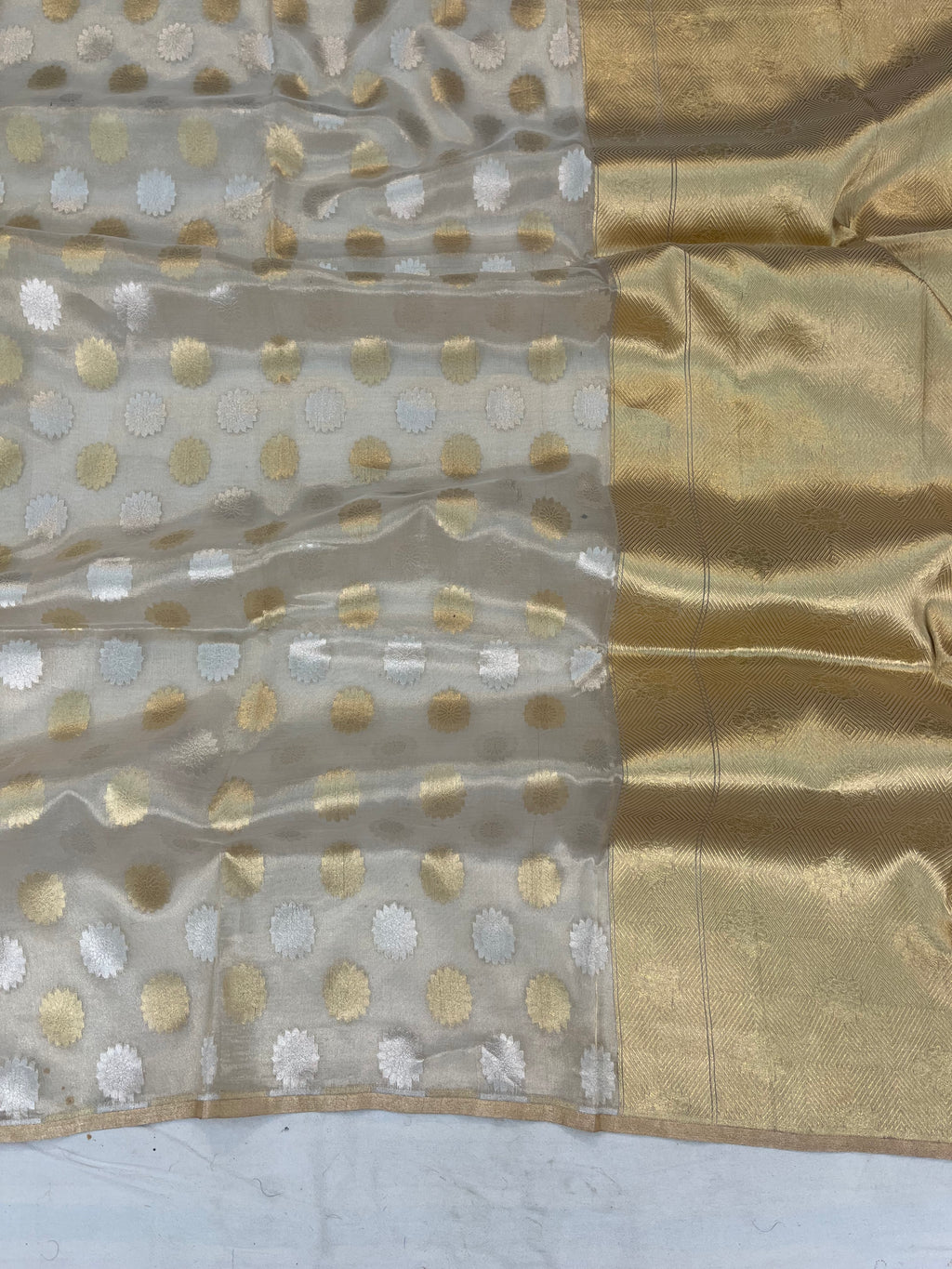 Pure Tissue Handloom Banarasi Saree