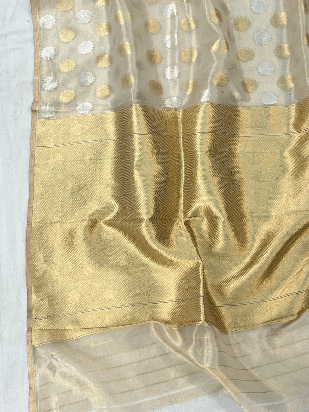Pure Tissue Handloom Banarasi Saree