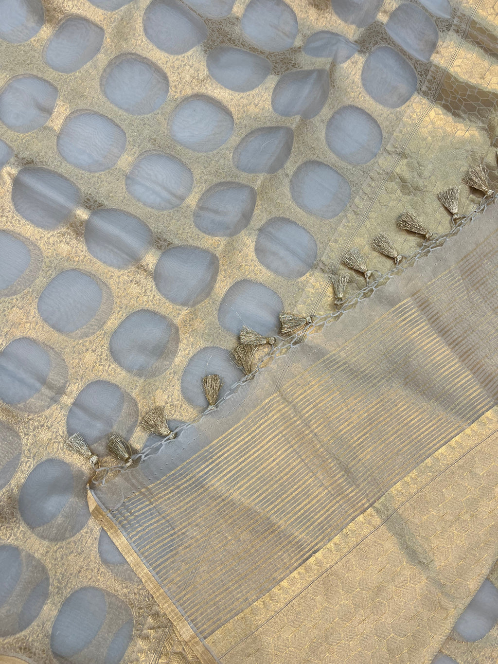 Pure Tissue Silk Handloom Banarasi Saree