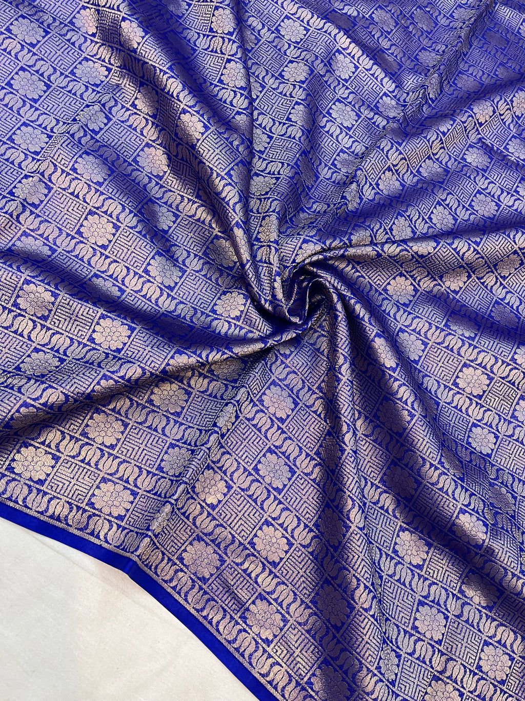 Navy Blue Pure Tissue Silk Handloom Banarasi Saree